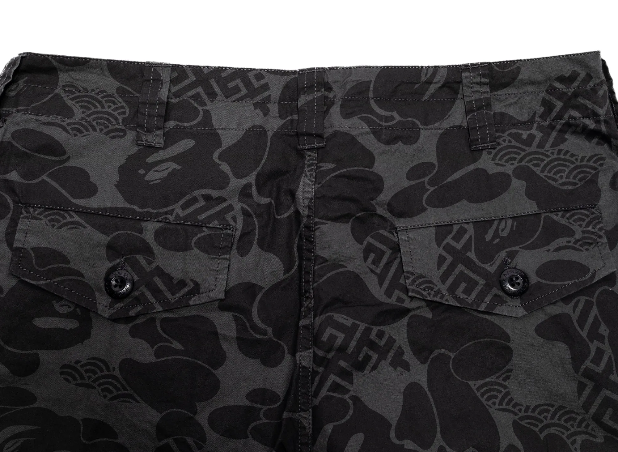 A Bathing Ape Asia Camo Army Pants in Black xld