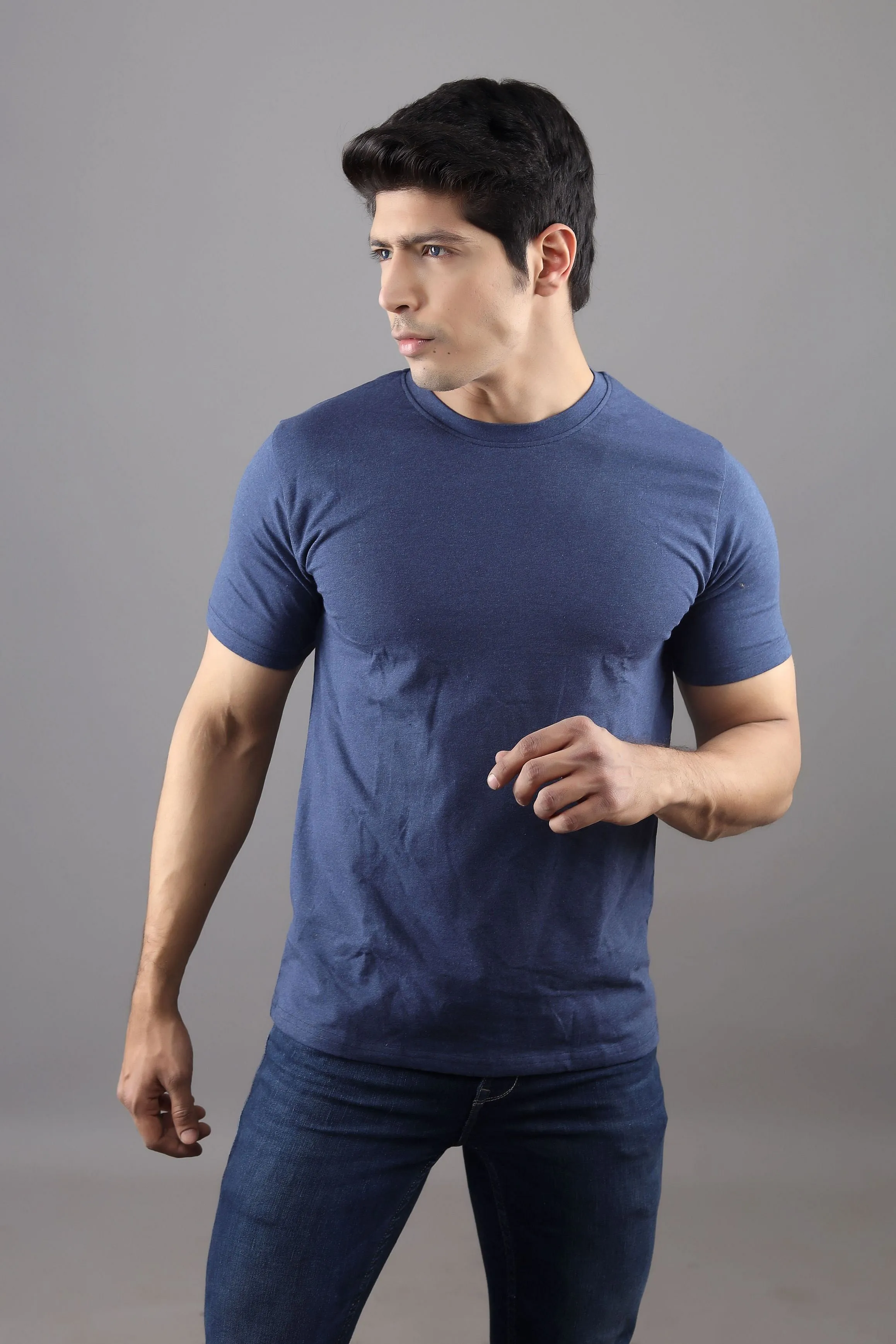 T-shirt - Men Navy Blue Solid Round Neck Pure Cotton